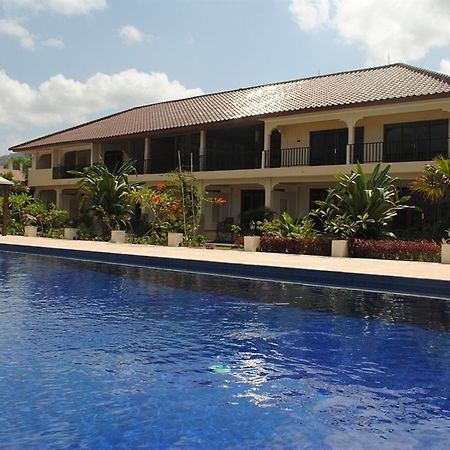 Lombok Beach Villa Mangsit Екстериор снимка
